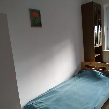 Polarna 8 Cracow Guest house